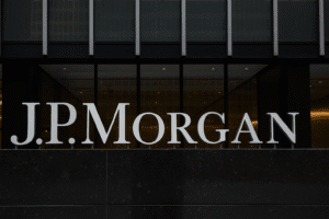 Lee más sobre el artículo JP Morgan ofrecerá trading de criptomonedas para sus clientes institucionales